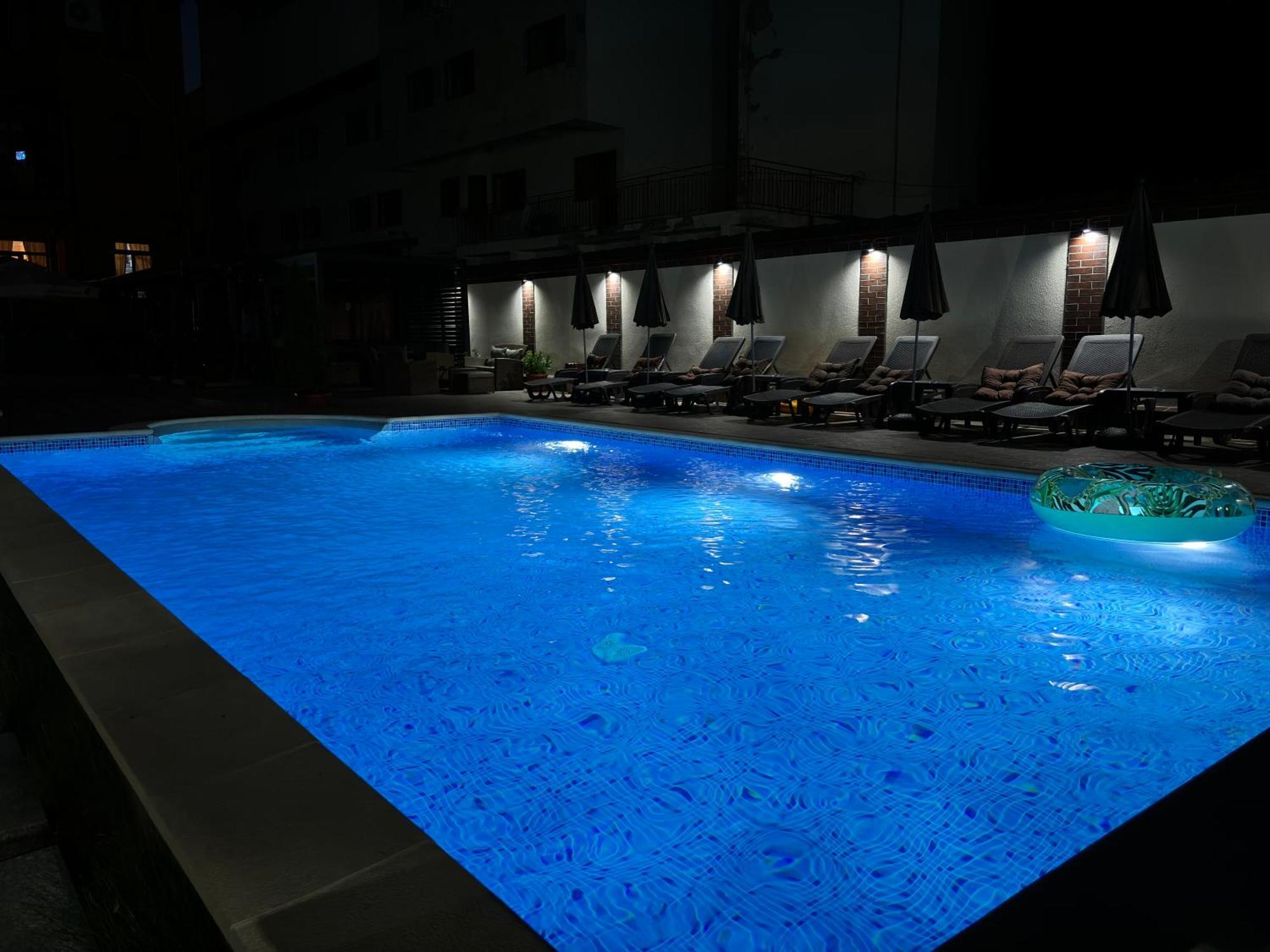 Hotel Rai Tryavna Bagian luar foto