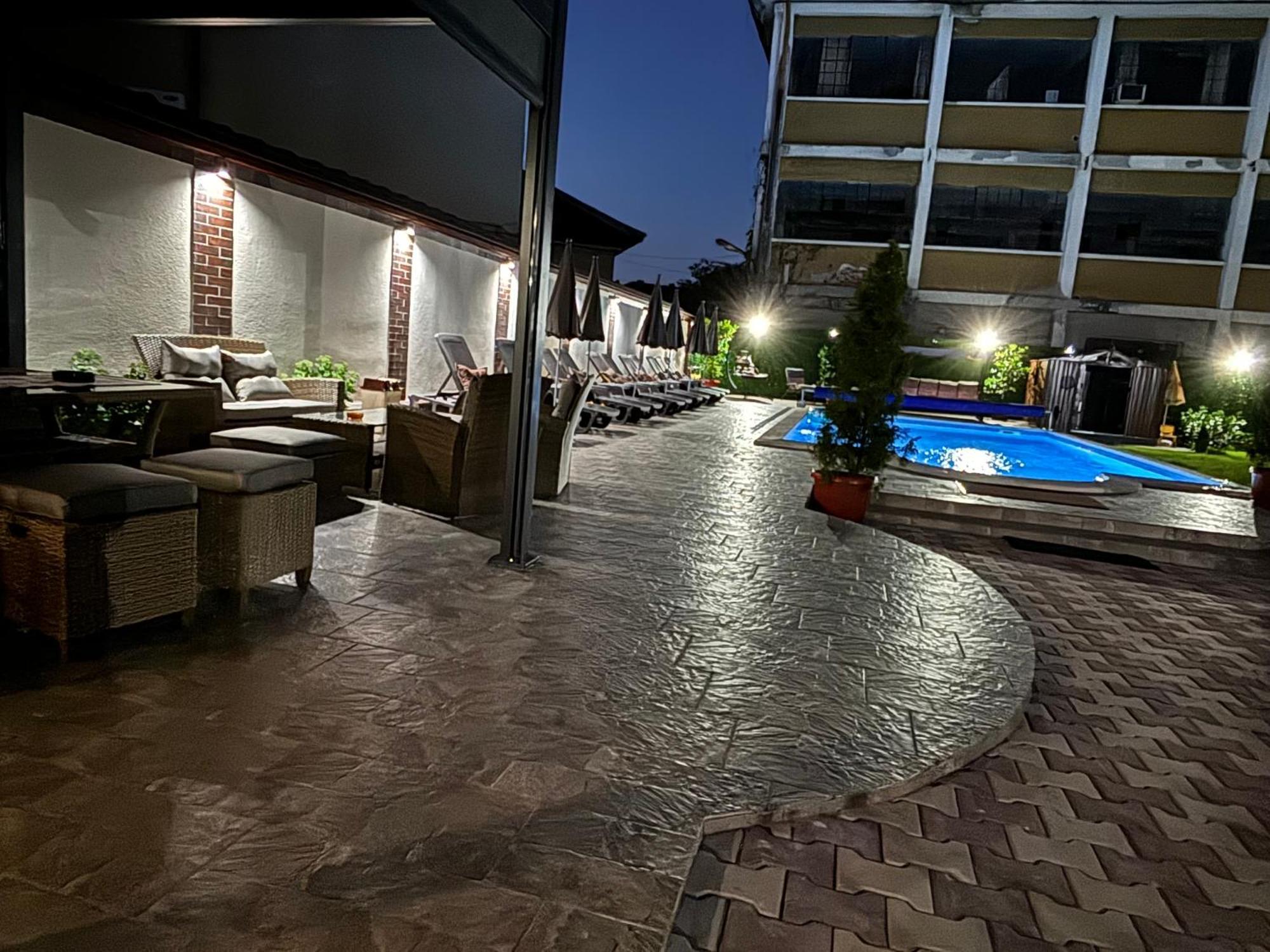 Hotel Rai Tryavna Bagian luar foto