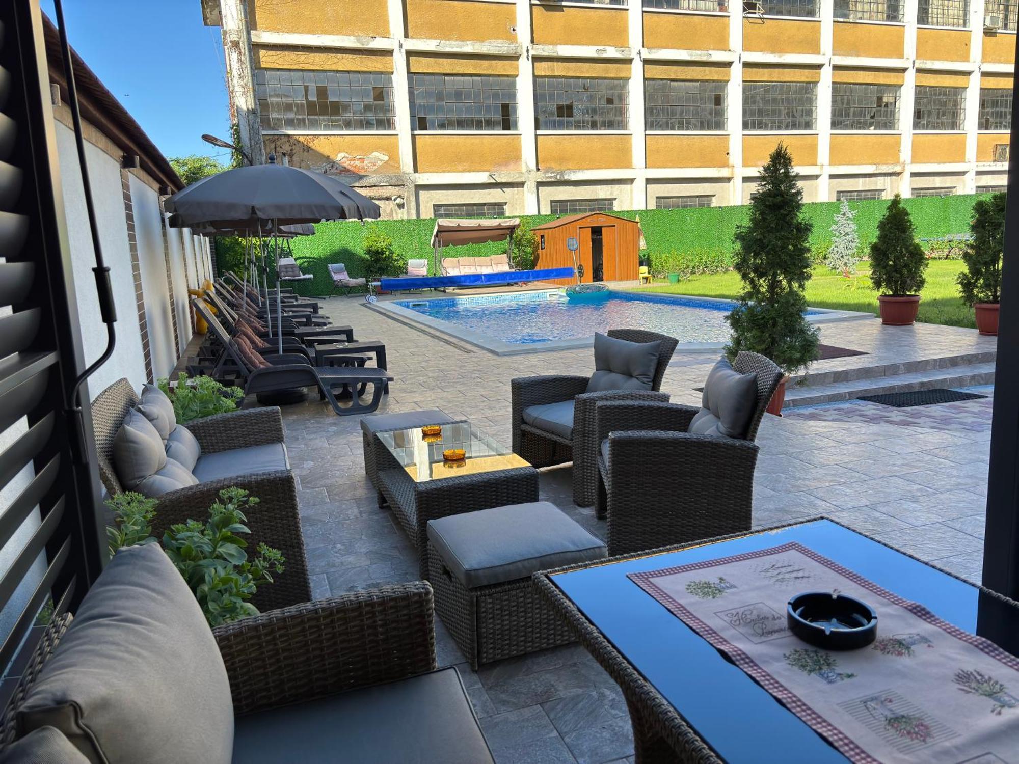 Hotel Rai Tryavna Bagian luar foto