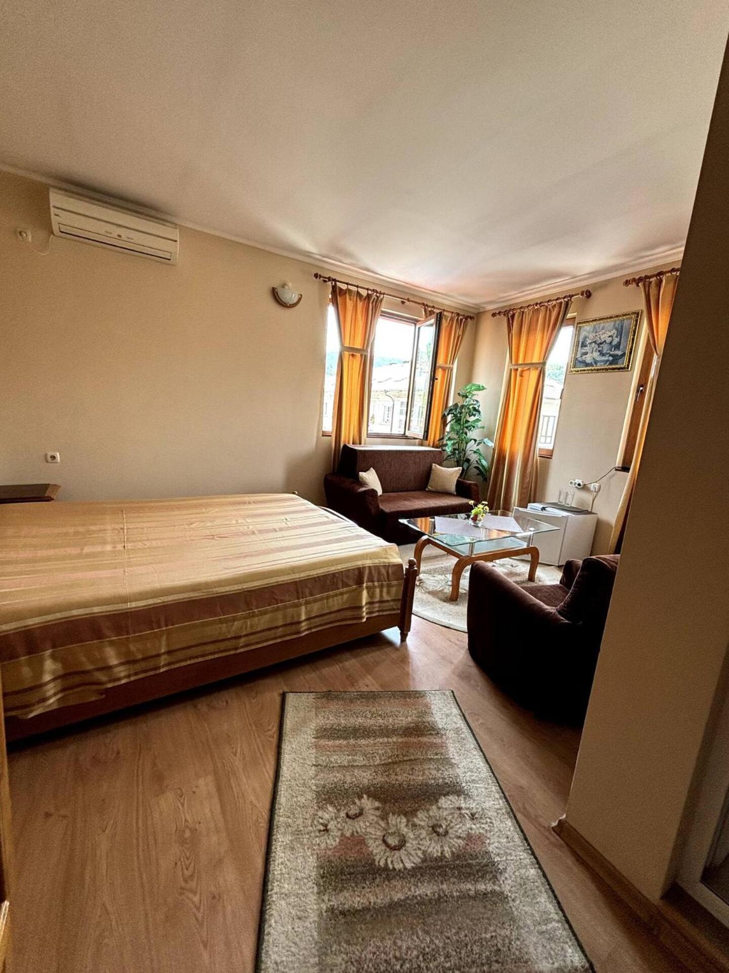 Hotel Rai Tryavna Bagian luar foto